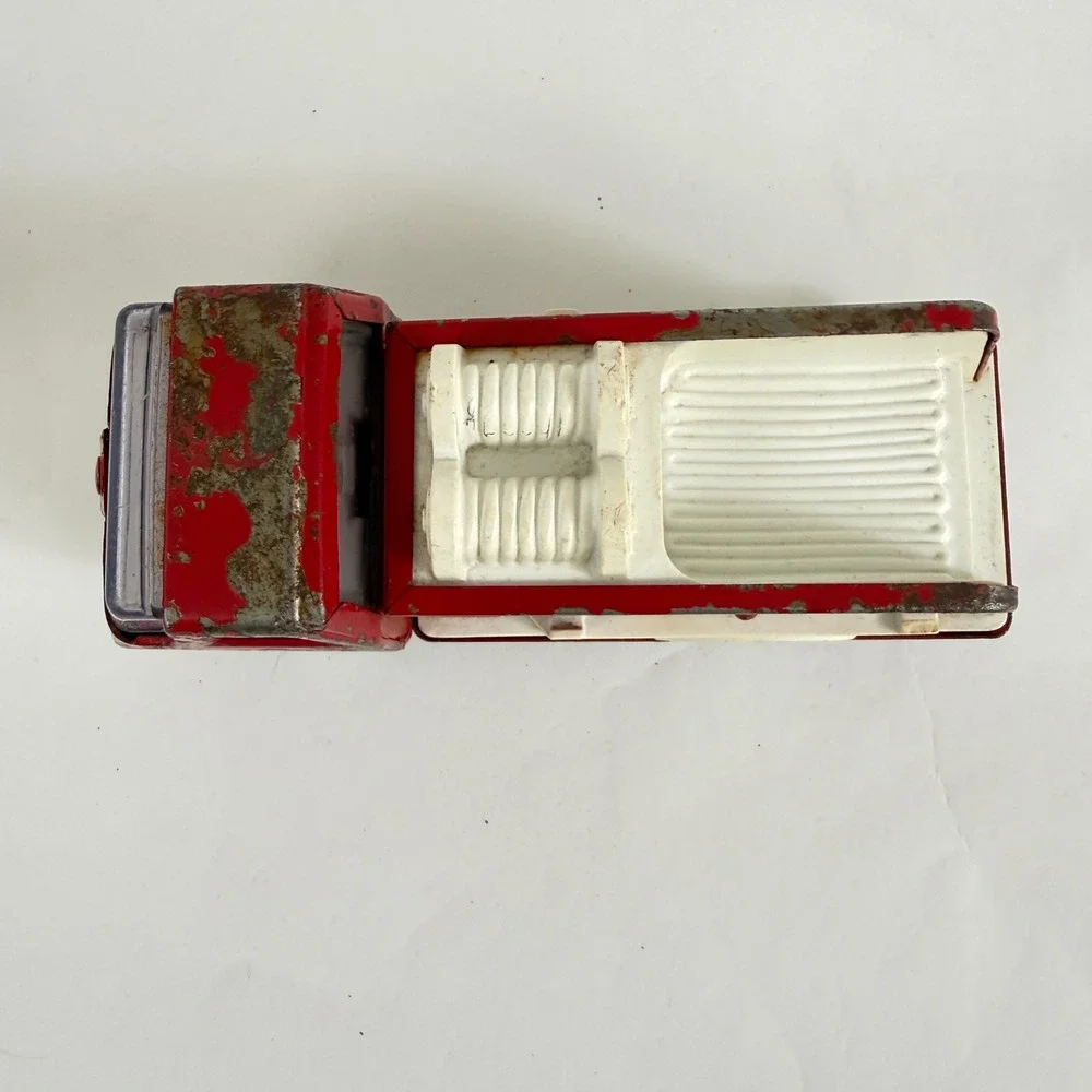 Vintage Tonka Fire Truck Pressed Steel‎ Red White Ladder Truck Toy USA